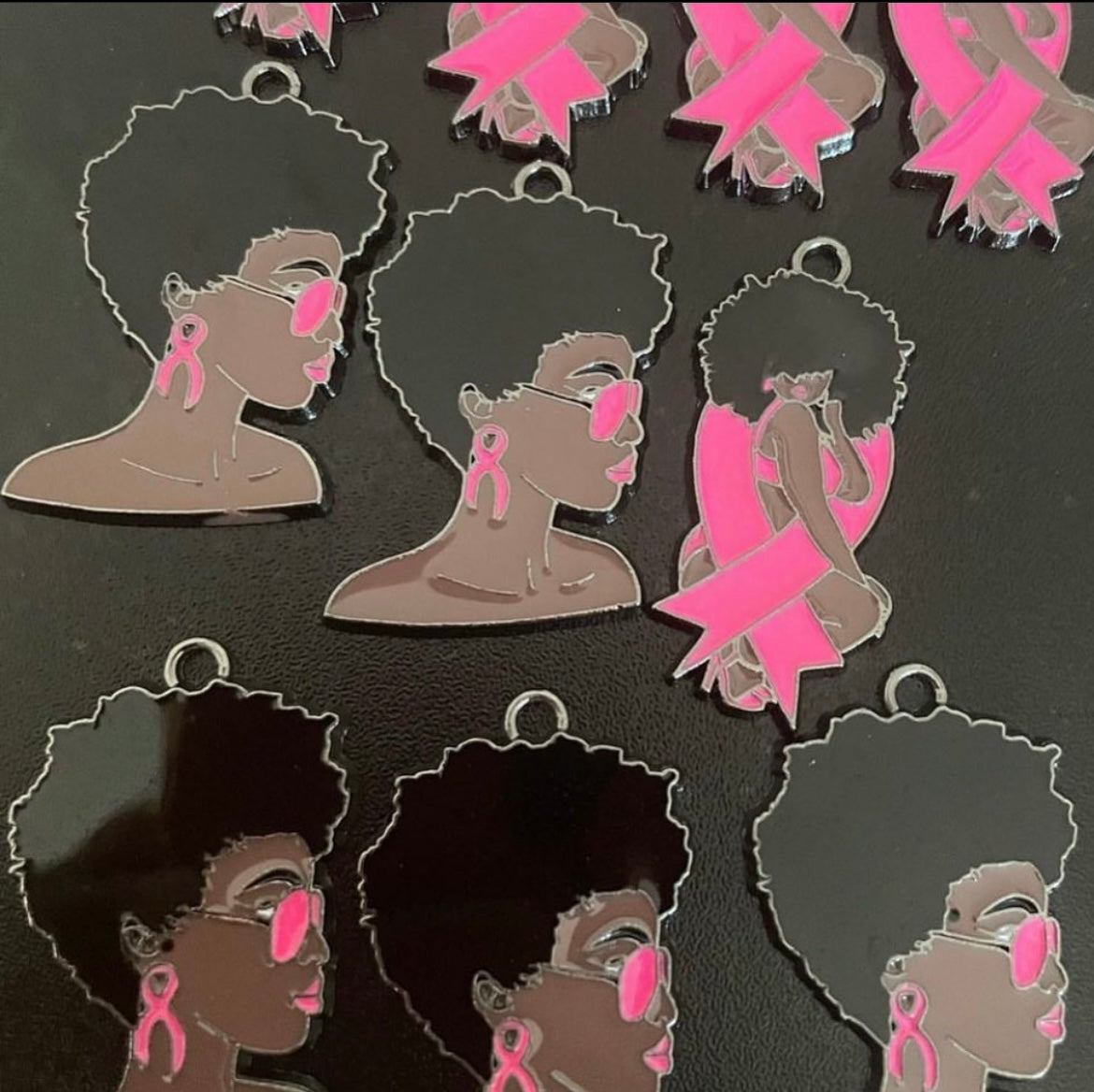 Breast cancer charms bunfle