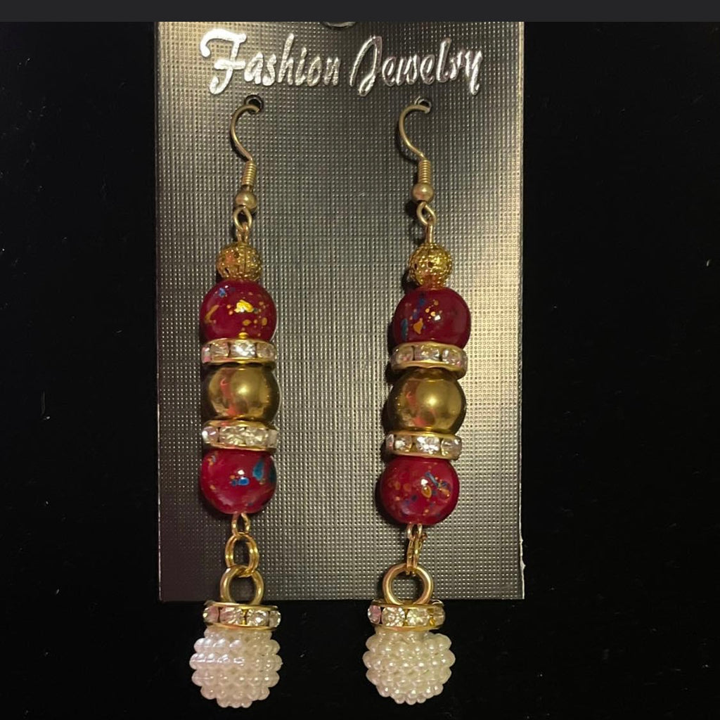 Red pearls earrings